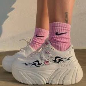 Bershka Hello Kitty Shoes Women’s Size 5.5 Euro 36 Platform Trainers Sneakers